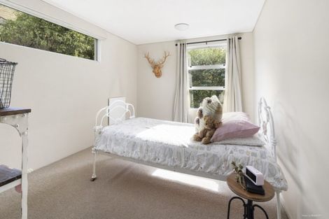 Photo of property in 51 Amesbury Drive, Churton Park, Wellington, 6037