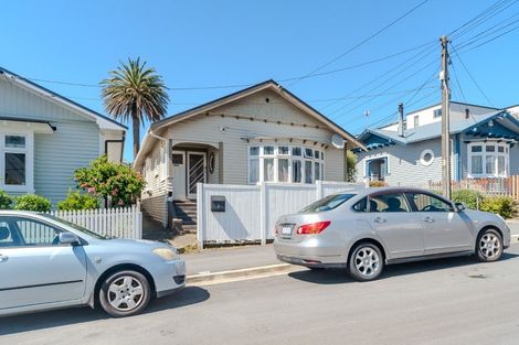 Photo of property in 9 Rolleston Street, Mount Cook, Wellington, 6021