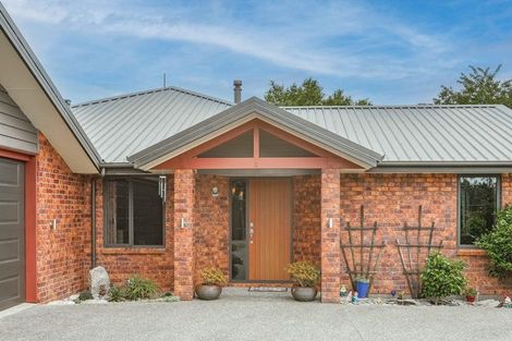 Photo of property in 41 Kew Road, Westport, 7825