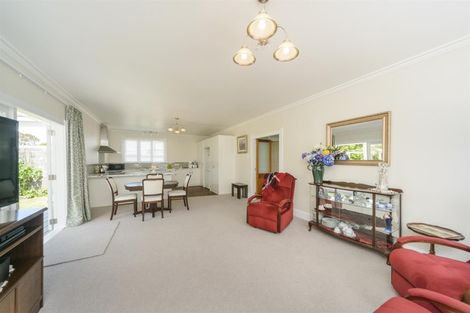 Photo of property in 7 Station Road, Marton, 4710