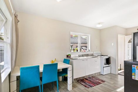 Photo of property in 86 Barrys Road, Glendene, Auckland, 0602