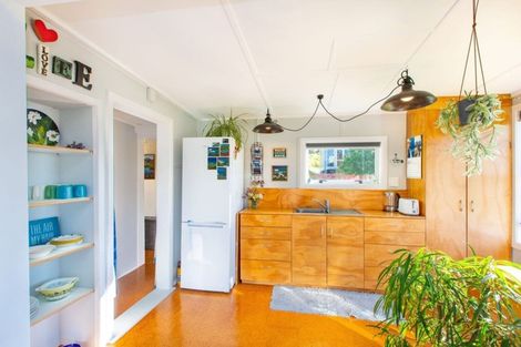 Photo of property in 6 Wainamu Road, Raglan, 3297