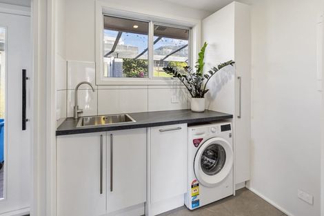 Photo of property in 209a Douglas Street, Highfield, Timaru, 7910