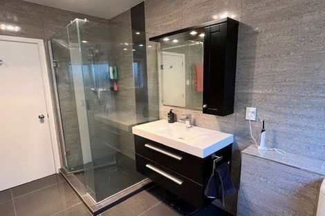 Photo of property in 49b The Esplanade, Eastern Beach, Auckland, 2012