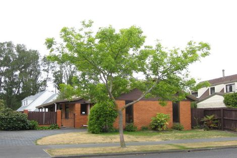 Photo of property in 64 Anglesea Avenue, Parklands, Christchurch, 8083