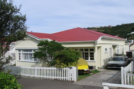 Photo of property in 170 Clyde Street, Island Bay, Wellington, 6023
