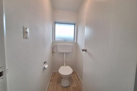 Photo of property in 1/468 Swanson Road, Ranui, Auckland, 0612