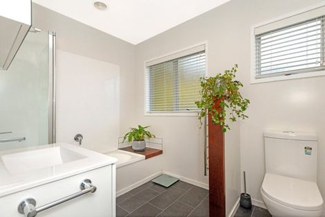 Photo of property in 51 Seddon Crescent, Whataupoko, Gisborne, 4010