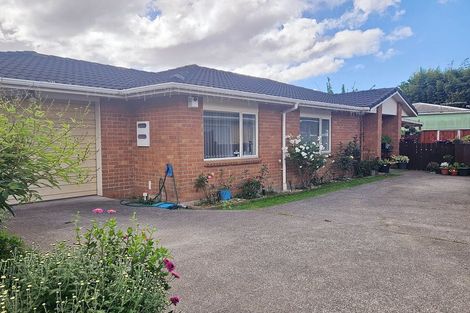 Photo of property in 3/331 Massey Road, Mangere East, Auckland, 2024