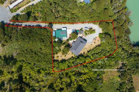 Photo of property in 16 Tai Close, Kaiuma Bay, Havelock, 7178