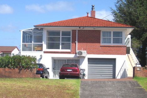 Photo of property in 10 James Street, Bayview, Auckland, 0629