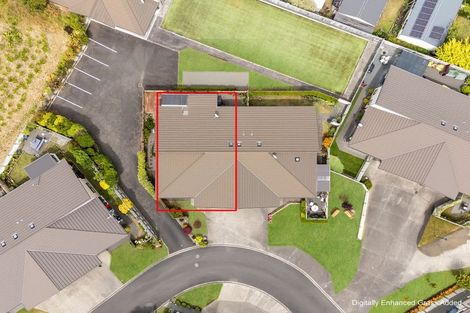 Photo of property in Caversham Park, 2/18 Caversham Road, Westmere, Whanganui, 4501