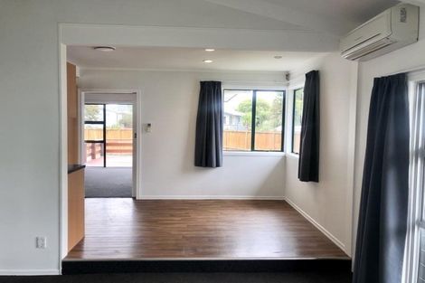 Photo of property in 12 Sacha Place, Glenview, Hamilton, 3206