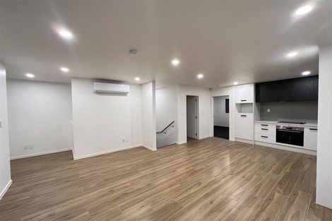 Photo of property in 6f Hyde Street, Manurewa East, Auckland, 2102