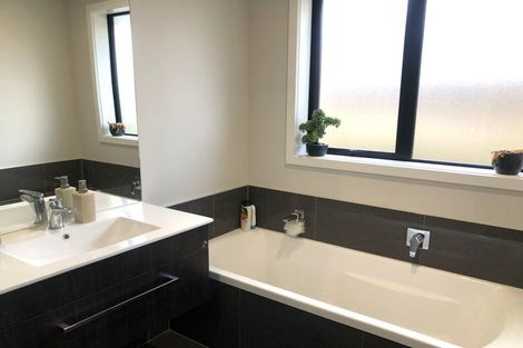 Photo of property in 4 Benjamin Avenue, Rototuna North, Hamilton, 3210