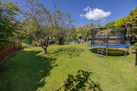 Photo of property in 3 Heuchan Lane, Wanaka, 9305