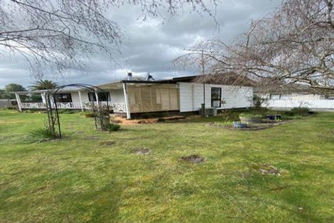 Photo of property in 2 Oak View Place, Greytown, 5712