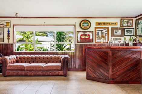 Photo of property in 318 Inland Road, Helensville, 0875