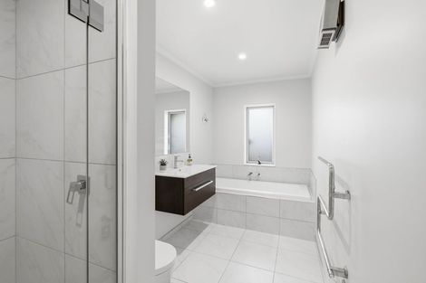 Photo of property in 345 Estuary Road, South New Brighton, Christchurch, 8062
