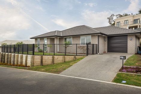 Photo of property in 5 Albatross Lane, Welcome Bay, Tauranga, 3112