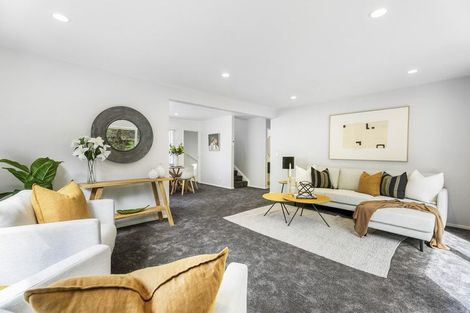 Photo of property in 2/185a Manuka Road, Bayview, Auckland, 0629