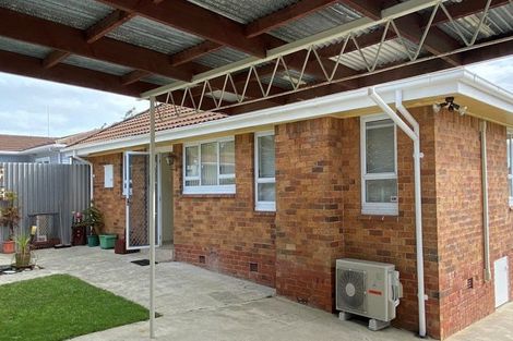Photo of property in 60 Mclean Avenue, Papatoetoe, Auckland, 2025