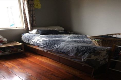 Photo of property in 23 Margan Avenue, New Lynn, Auckland, 0600