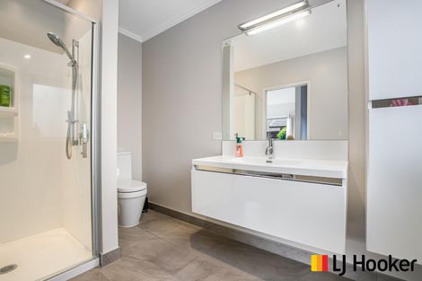 Photo of property in 24 William Andrew Road, Pukekohe, 2120