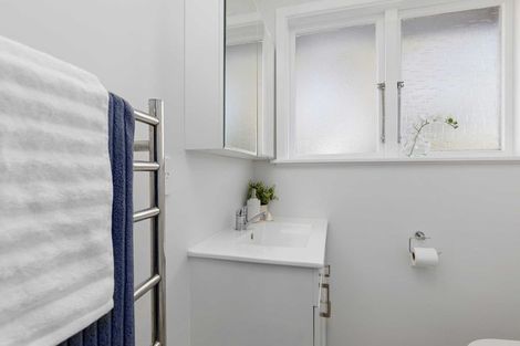 Photo of property in 1/50 Dyer Street, Epuni, Lower Hutt, 5011