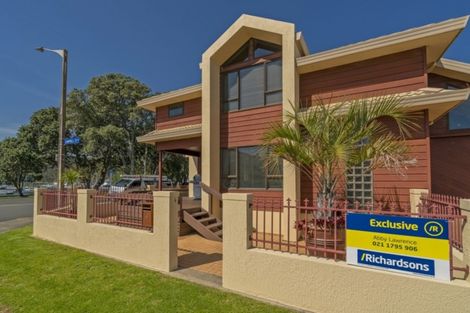 Photo of property in 8 Victoria Street, Whitianga, 3510