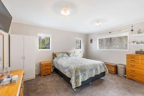 Photo of property in 21 Riverside Drive, Waiuku, 2123