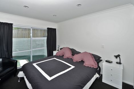 Photo of property in 8 Memorial Drive, Parahaki, Whangarei, 0112