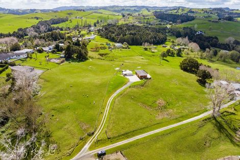 Photo of property in 31-33 Nikau Lane, Maungaturoto, 0520