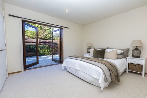 Photo of property in 114b Memorial Avenue, Burnside, Christchurch, 8053