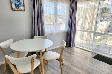 Photo of property in 51 Totara Park Road, Clouston Park, Upper Hutt, 5018