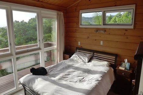 Photo of property in 6 Jerome Way, Crofton Downs, Wellington, 6035