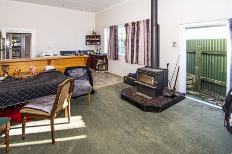 Photo of property in 103 Lincoln Road, Masterton, 5810