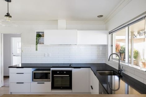 Photo of property in 6 Domain View Lane, Frankton, Hamilton, 3204