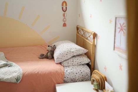 Photo of property in 17 Tuke Lane, Wanaka, 9305