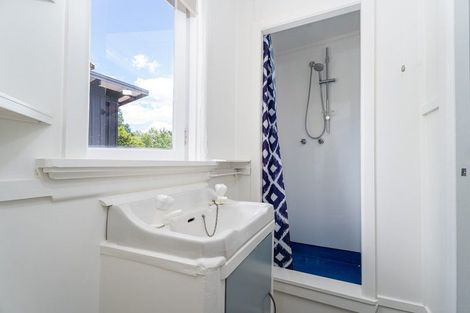 Photo of property in 24 Captain Cook Road, Cooks Beach, Whitianga, 3591