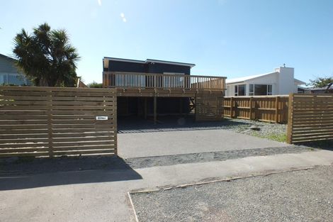 Photo of property in 387 Estuary Road, South New Brighton, Christchurch, 8062