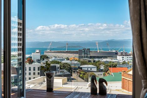 Photo of property in 12/95 Molesworth Street, Thorndon, Wellington, 6011