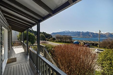 Photo of property in 136 Fernhill Road, Fernhill, Queenstown, 9300