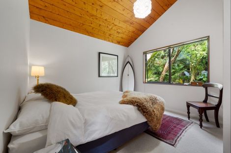 Photo of property in 11 Kereru Place, Upper Vogeltown, New Plymouth, 4310