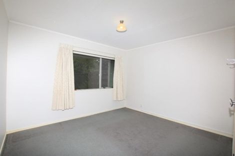Photo of property in 1/17 Cresta Avenue, Beach Haven, Auckland, 0626