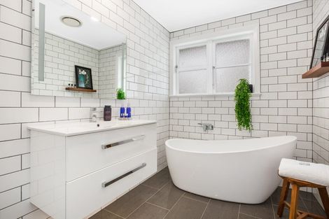 Photo of property in 8 Avalon Crescent, Avalon, Lower Hutt, 5011