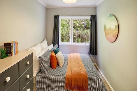 Photo of property in 24 Elmslie Road, Pinehaven, Upper Hutt, 5019