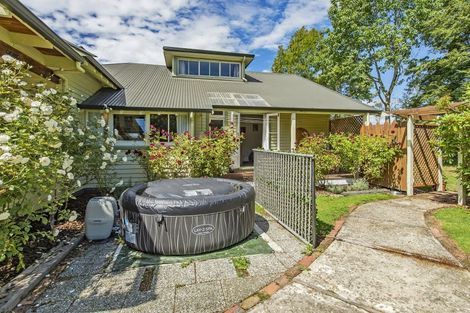 Photo of property in 16 Bay Road, Oxford, 7430