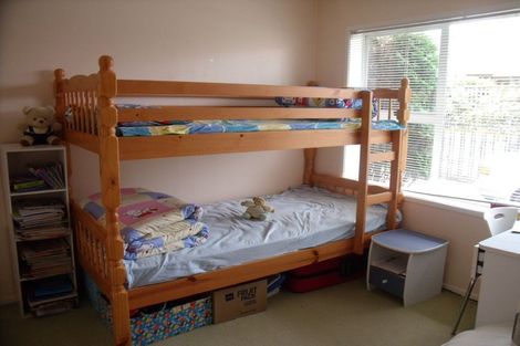 Photo of property in 2/75 Butley Drive, Farm Cove, Auckland, 2012