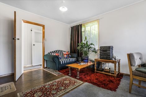 Photo of property in 31 Arimu Road, Papakura, 2110